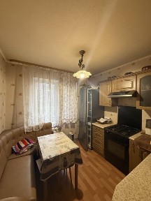 Сдается 3 комнатная квартира. Славянск.