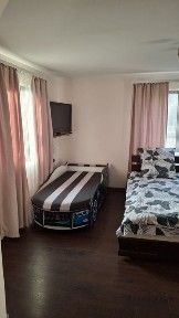 Здам будинок (подобово)