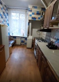 Пол дома на метро Барабашова. Все комуникации.