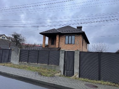 Продам будинок, вул. Олеся Гончара (Ломоносова, 18 школа)