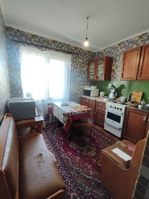 Срочно продам 1 комнатную квартиру в Теплодаре.