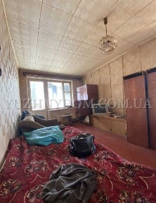 Продам 1-о кімнатну квартиру під ремонт