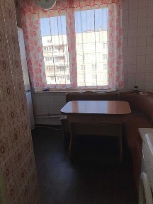 Продам 3 ком. к в. в центре Чугуева