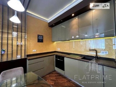 Продаж 3к квартири 108 кв. м на вул. Коновальця Євгена 44А • ID 33808811