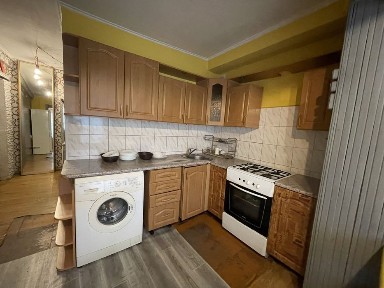 Здається 2кім. кв Вул Каунаська4/1;Дніпровський рн; ремонт, 52кв. 1пов.