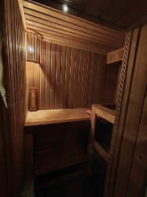 Продам двоповерховий будинок. Романково. 4 кімнати.