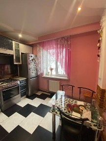 Продаж 3-кімннатна, Єськова.