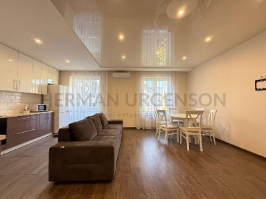 Продаж 2к квартири 78 м. кв / ЖК Вишневий, Компотний р-н