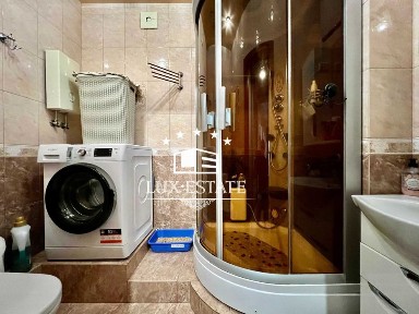 Продажа 3-комнатной квартиры в новострое ЖК 