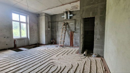 Продається однокімнатна квартира на вул. Бориславська