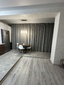 Здається велика сучасна квартира по Незалежності автономка новобудова