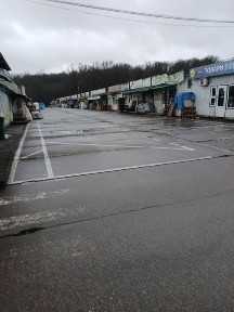 Продам магазин на ринку Шувар гуртовий.