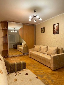 Реальна квартира біля метро Святошин