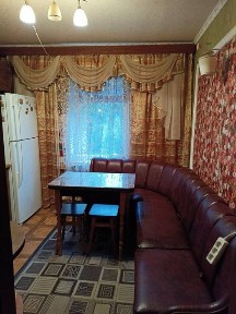 Продаж 2-х кім квартири на Крошні