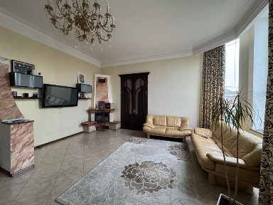 Чернівецька область, Чернівці