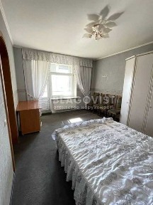 Продаж 4-к квартири 144 м. кв. Герцена, 4 Шевченківський р-н Поруч парк