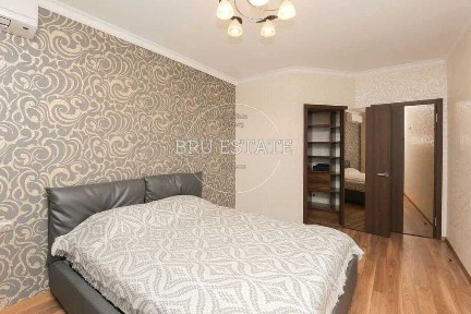 Продаж 2к квартири вул В. Наумовича 6 ЖК Озерний метро Академмістечко