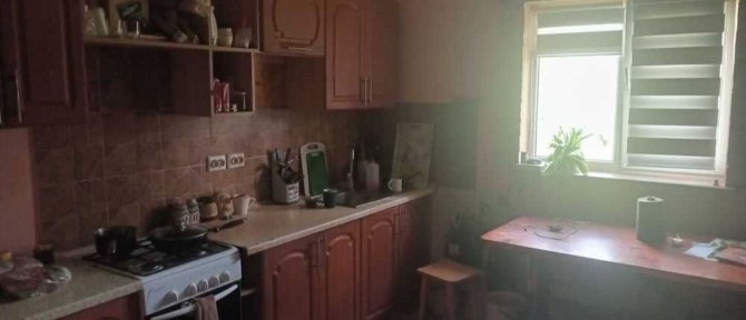 Продаж будинку в зручному розташуванні