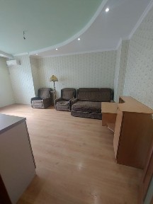 Сдам 2ком Небесной Сотни/ Левитана