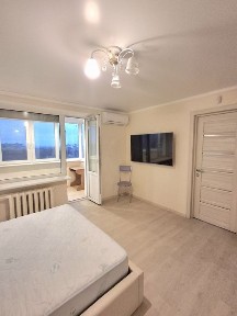 Продам 4к квартиру. Центр. Ремонт !