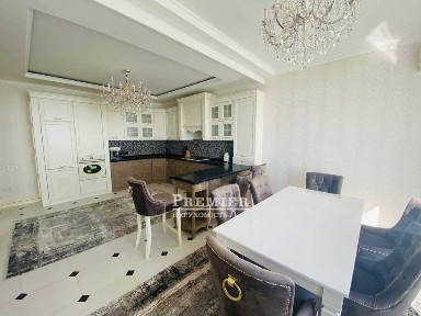 Продам 3 кімнатну квартиру з ремонтом на 8 станції Великого Фонтану.