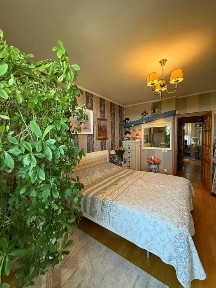 3 комн квартира с ремонтом на Таирово