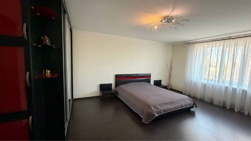 Здається 2х кімнатна квартира по вул. Келецька 51а