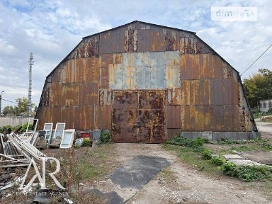 Здається комерційне приміщення на вул. Волинська 1, площа 700 кв. м • ID 33593323