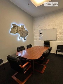 Здається комерційне приміщення на бул. Миколи Міхновського 13, площа 240.8 кв. м • ID 33563829