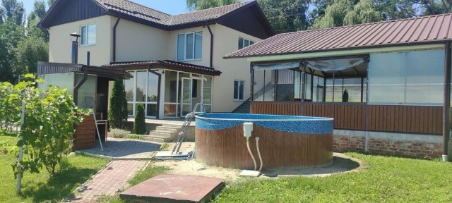 Басейн+Баня+Оренда будинку: будинок (2 поверхи), + басейн + зона гриль