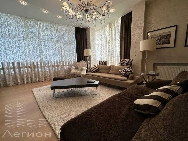 Продам 4-ох. комнатную квартиру в ЖК Атолл.