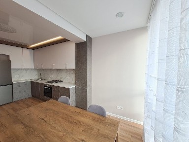 Оренда 2 км. квартири у елітному житловому комплексі !