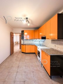 Продаж 2к з ремонтом в новобудові, вул. Полуботка, Сихів