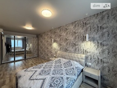 Продаж 1к квартири 65 кв. м на вул. Генуезька 3Г • ID 33814156