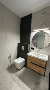 Продам 1-кімнатну видову квартиру біля річки