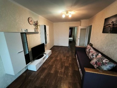 Здам 2х кімнатну в районі Площі. Центр.