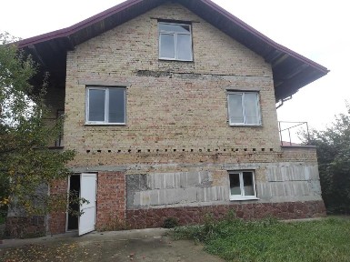 Будинок с. Солонка, 250 м. +мансарда, велика ділянка, чудова локація.