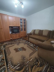 ВІЛЬНА 1-кімнатна квартира на Лушпи з меблями і технікою