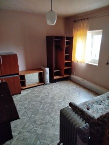 Сдам дом на 1комнатуна правом берегу раен Красного камня