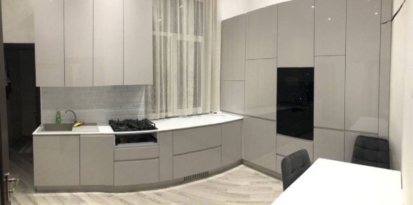 3-кім квартира в центрі міста, євроремонт