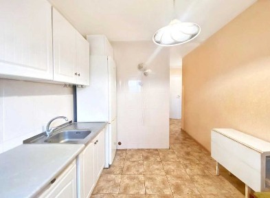 Продам 1к квартиру ул Гладкова 12 квартал