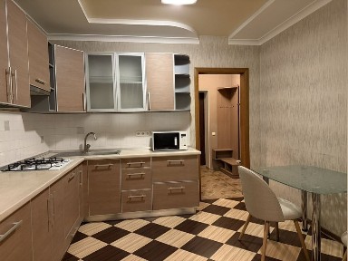 Оренда однокімнатної квартири на вул. Полтавська