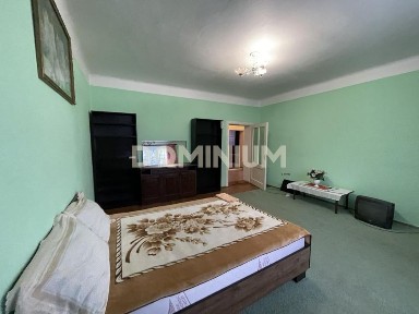 Здається в оренду будинок в м. Хуст