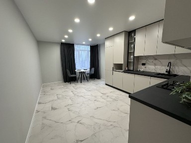 Продається 2 кімнатна квартира по вул. Смакули