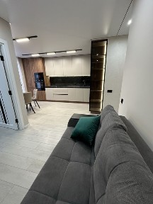 Перша здача! 1,5-Кімнатна біля Велесу! Вул. Вовчинецька