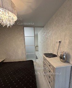 2-К Центр, Первая сдача