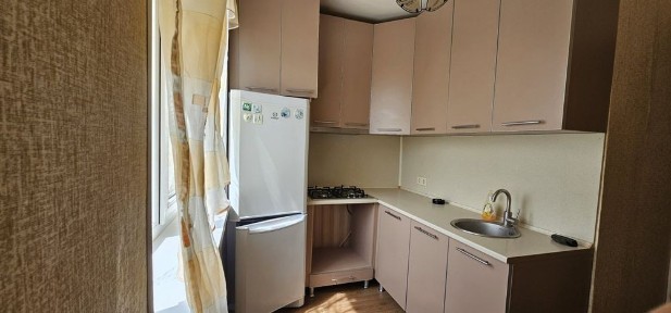 Сдам 1кв. По ул. Дружбы народов.