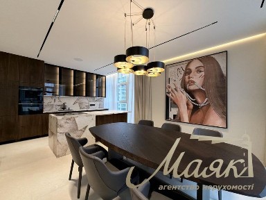 Продажа квартиры в ЖК <a href='/newbuilding/418/view/zk-novopecerskie-lipki'>Новопечерские Липки</a> ул. Верхогляда/Драгомирова