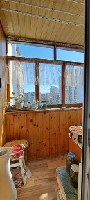 Трьох кімнатна квартира на Харківському масиві