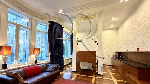 Продаж квартири в царському будинку/Велика Васильківська/Палац Спорту